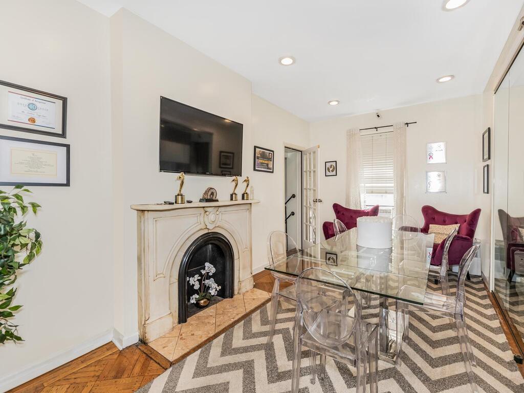 115 E 39th Street – For Sale photo 33