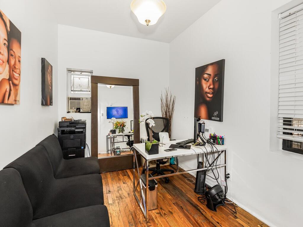 115 E 39th Street – For Sale photo 28
