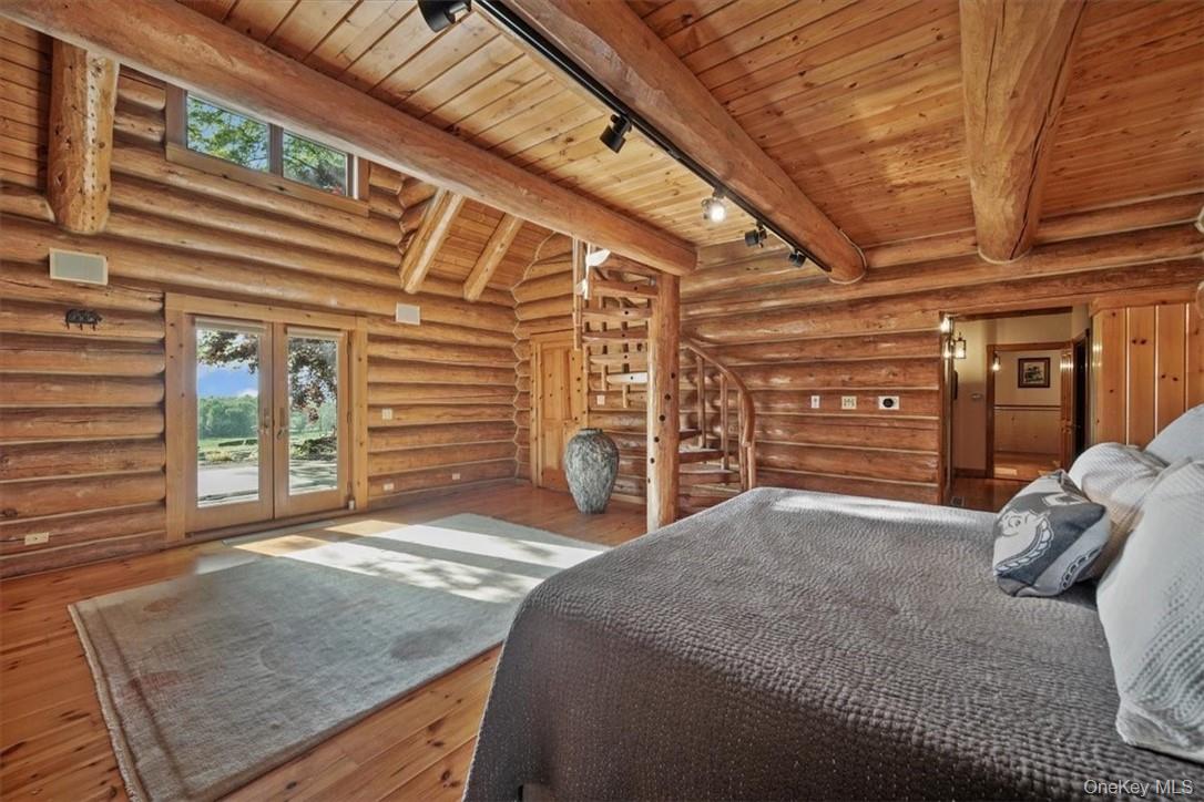 101 Mountain Lodge – For Sale photo 10