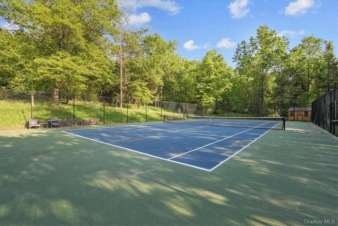 101 Mountain Lodge – For Sale photo 22