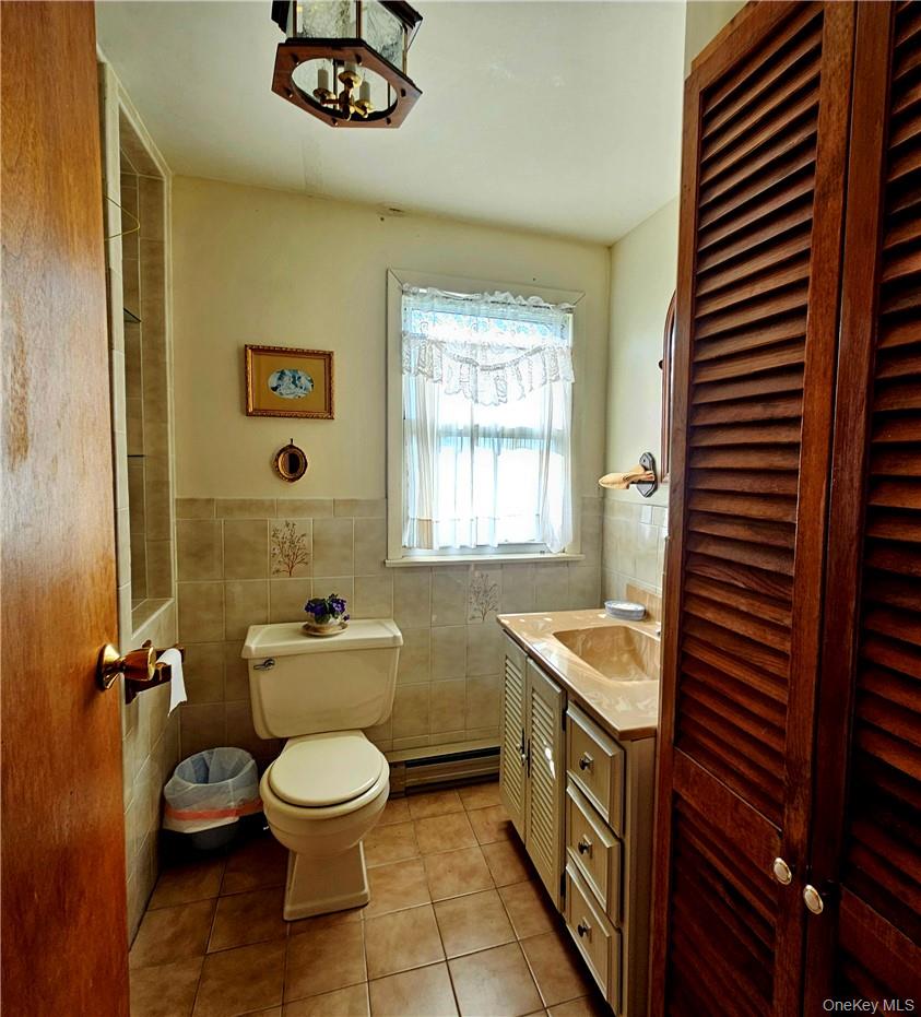 301 & 305 Hust – For Sale photo 22