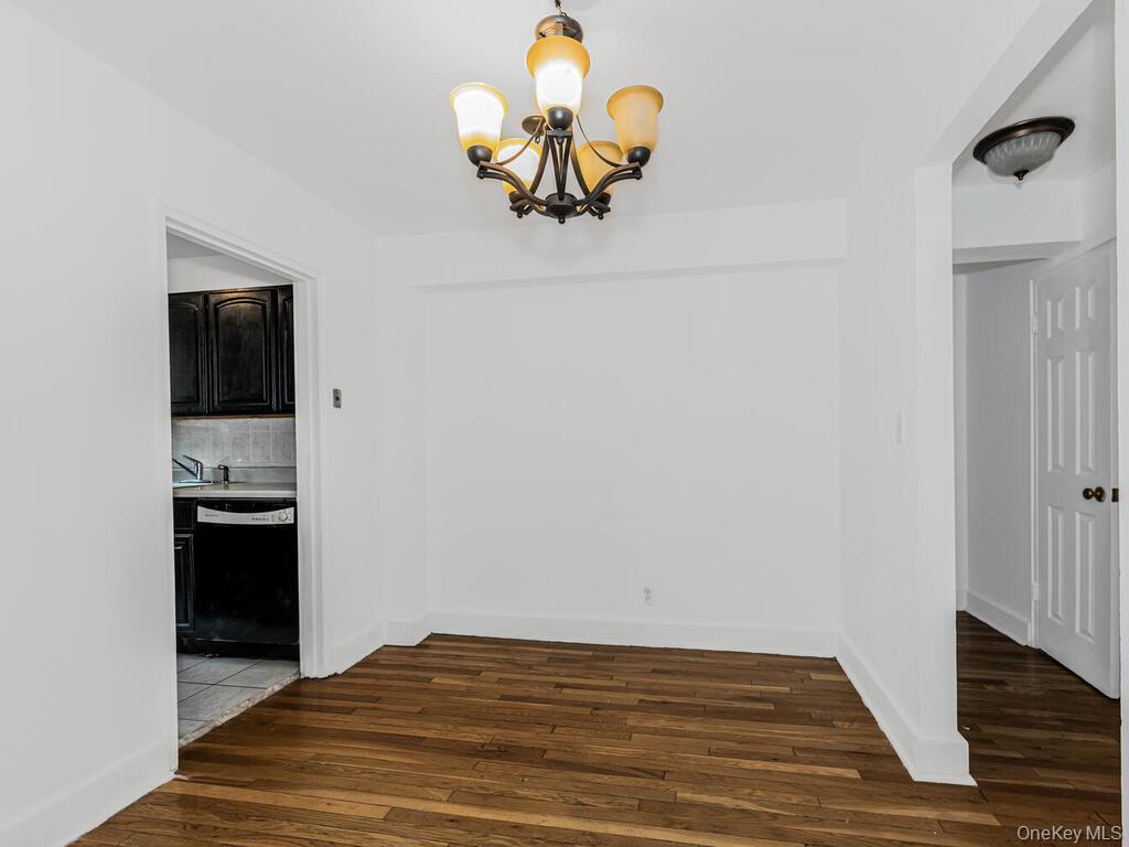 144 Ravine Avenue, Unit 2C photo 3