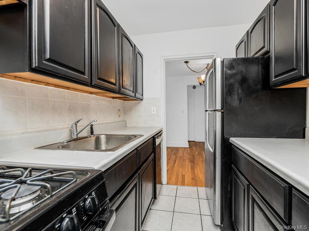 144 Ravine Avenue, Unit 2C photo 10