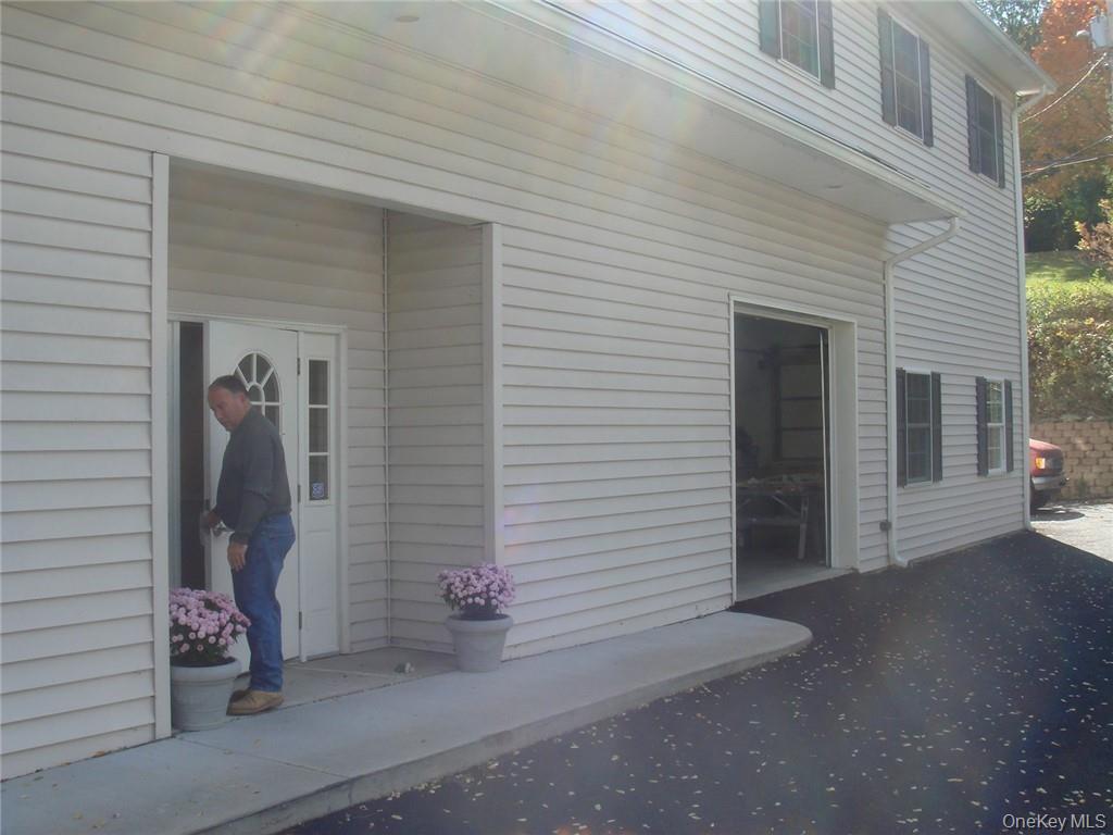 26 Grove Street – For Rent photo 2