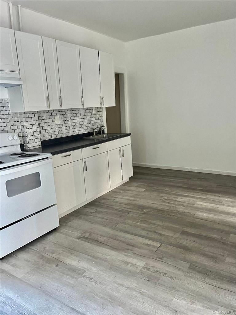 2837 West 15 Street – For Sale photo 8