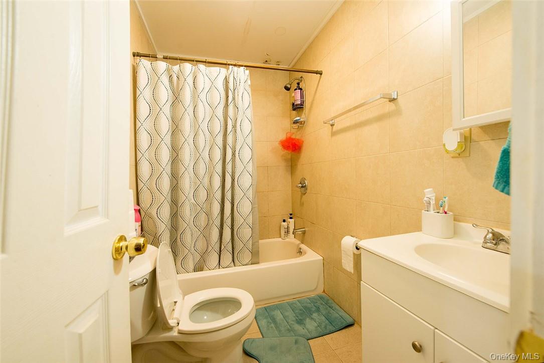 64 N Main Street – For Sale photo 16