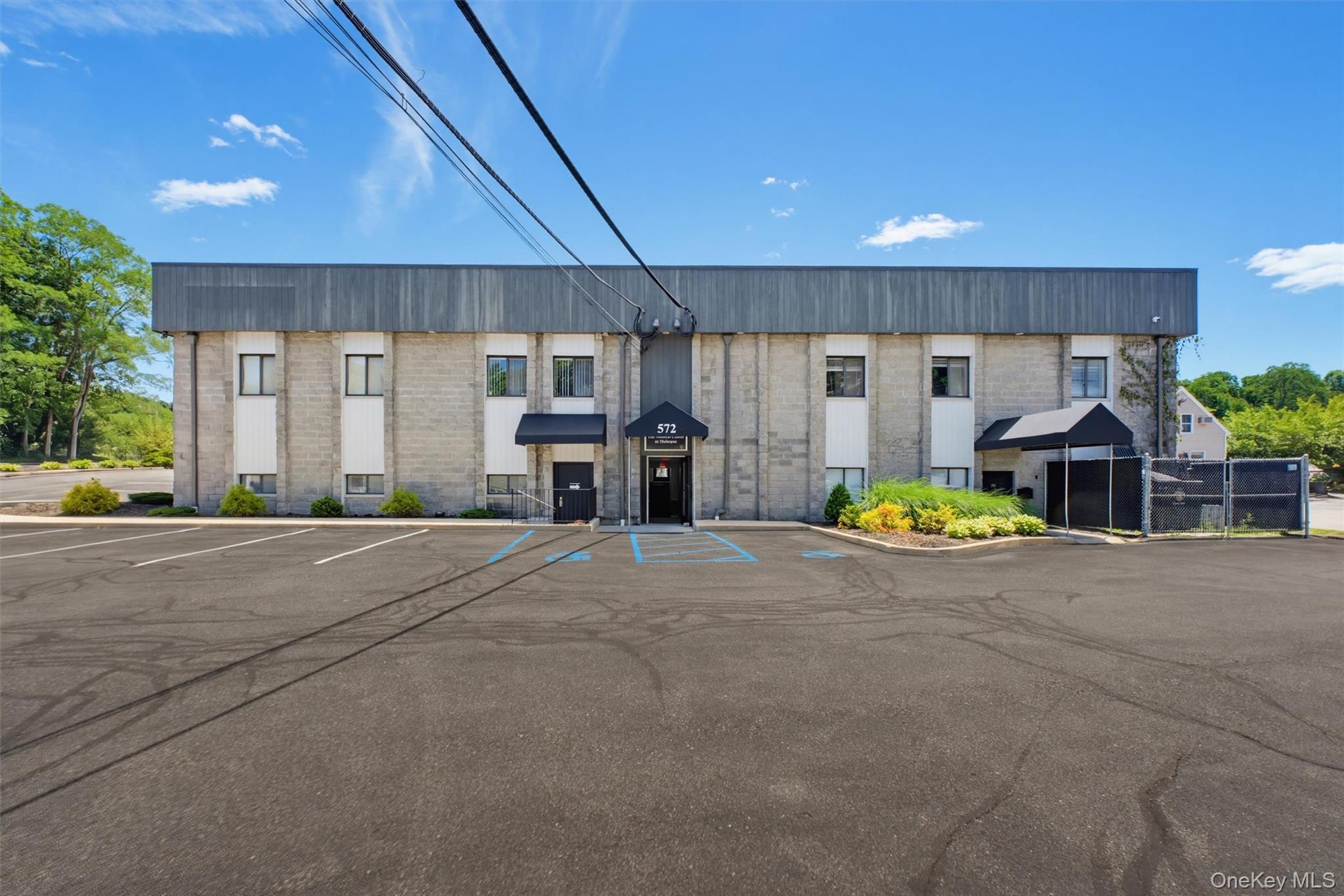 572 Route 6, Unit 101 photo 23