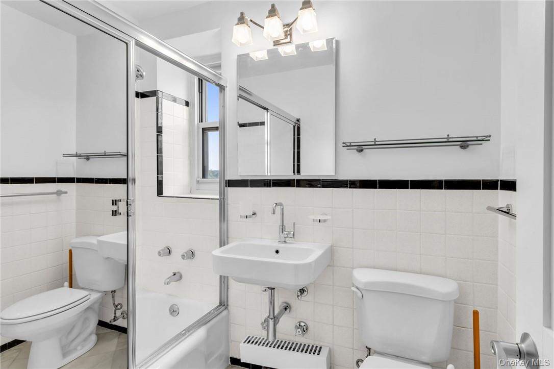 3935 Blackstone Avenue, Unit 5K photo 12