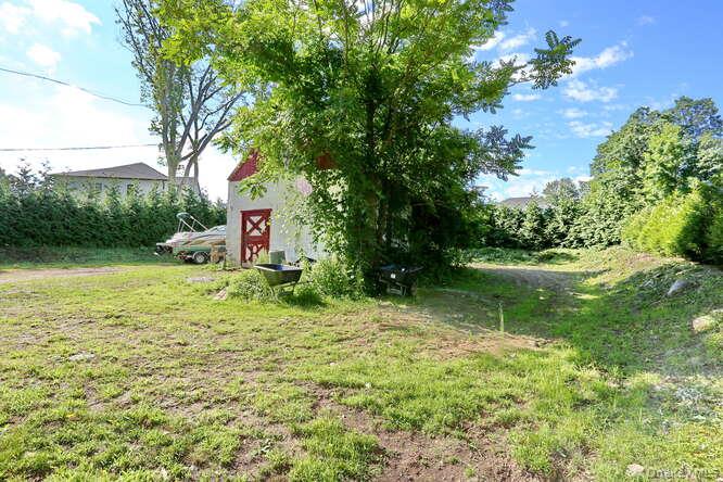 1 Charlotte Drive – For Sale photo 10