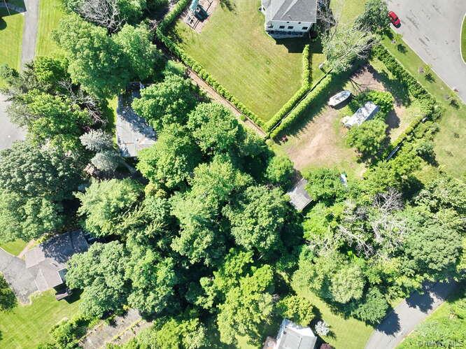 1 Charlotte Drive – For Sale photo 18