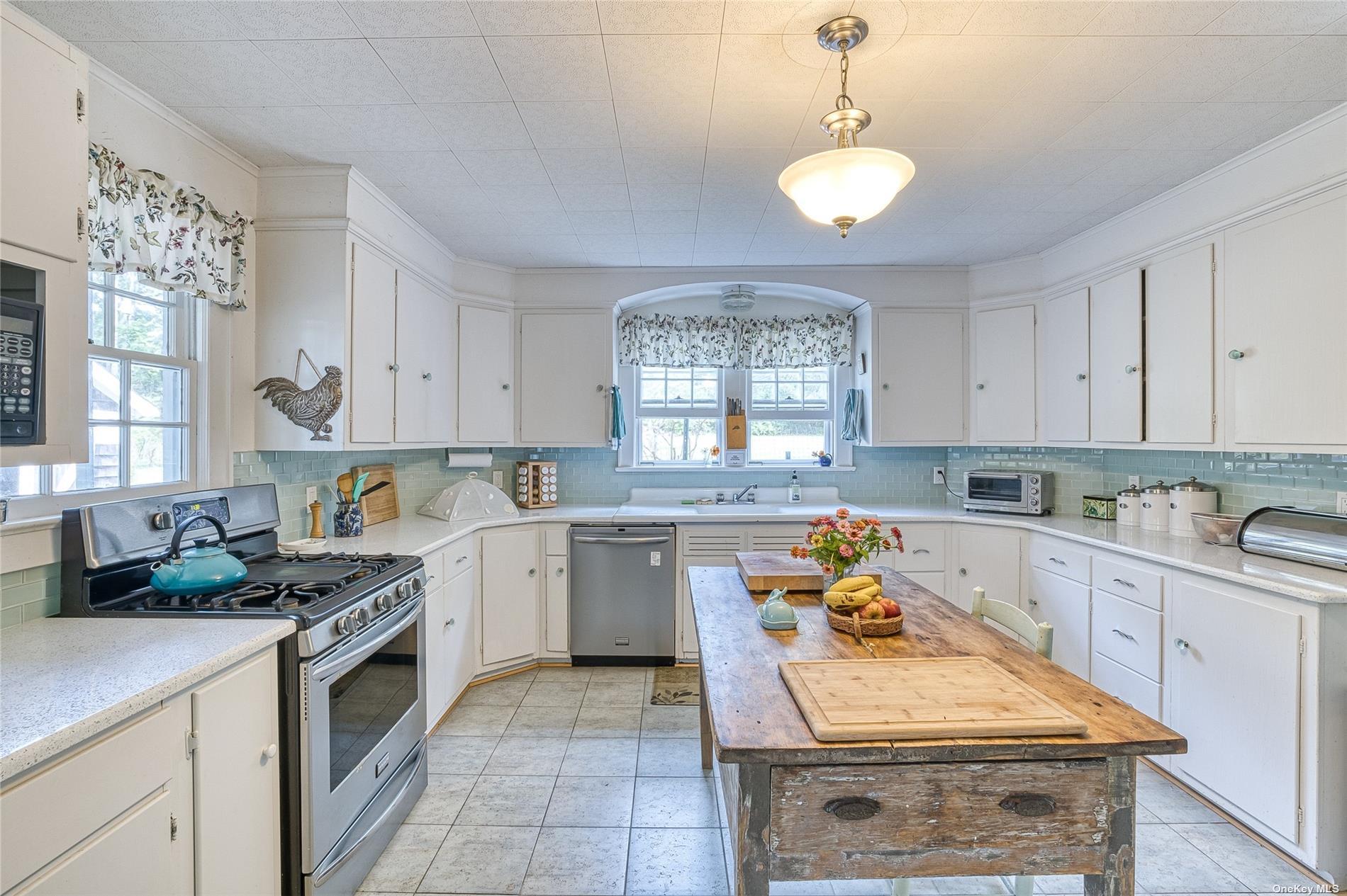 1695 Old Woods Path – For Rent photo 15