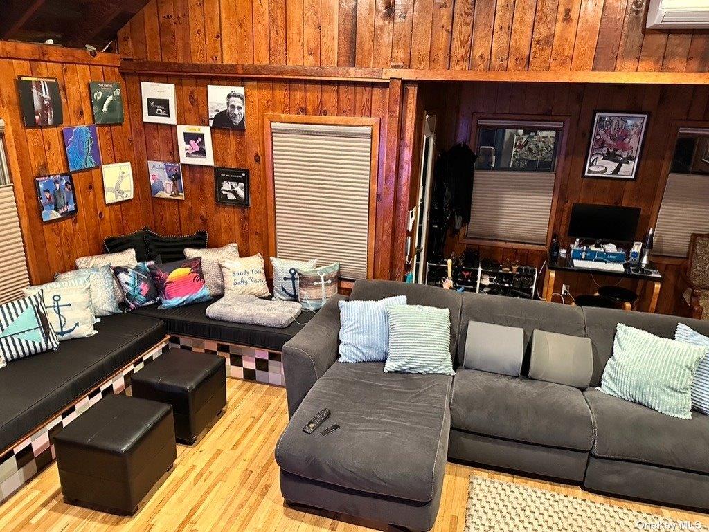 180 Clipper Road – For Rent photo 5