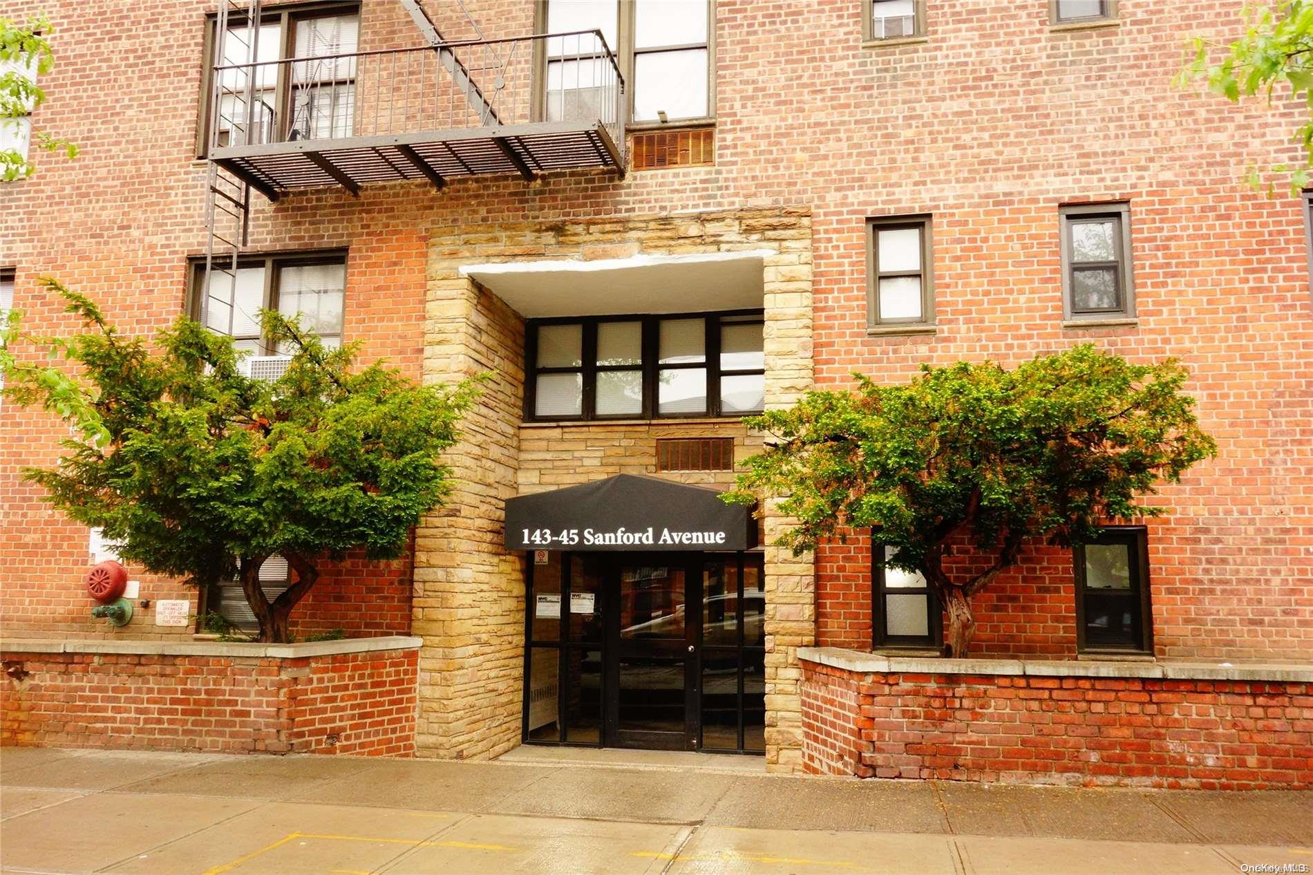 143-45 Sanford Avenue, Unit L1 photo 5
