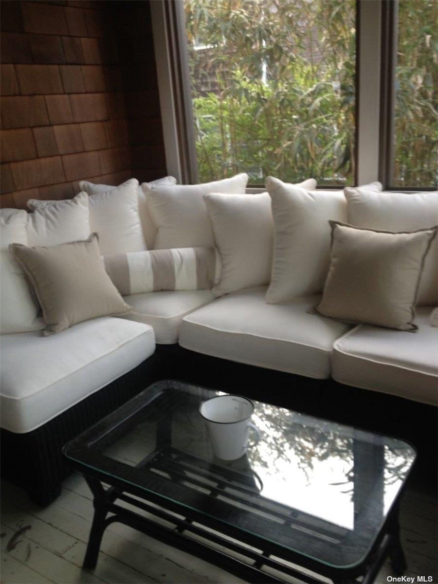 687 Ocean Breeze – For Rent photo 3