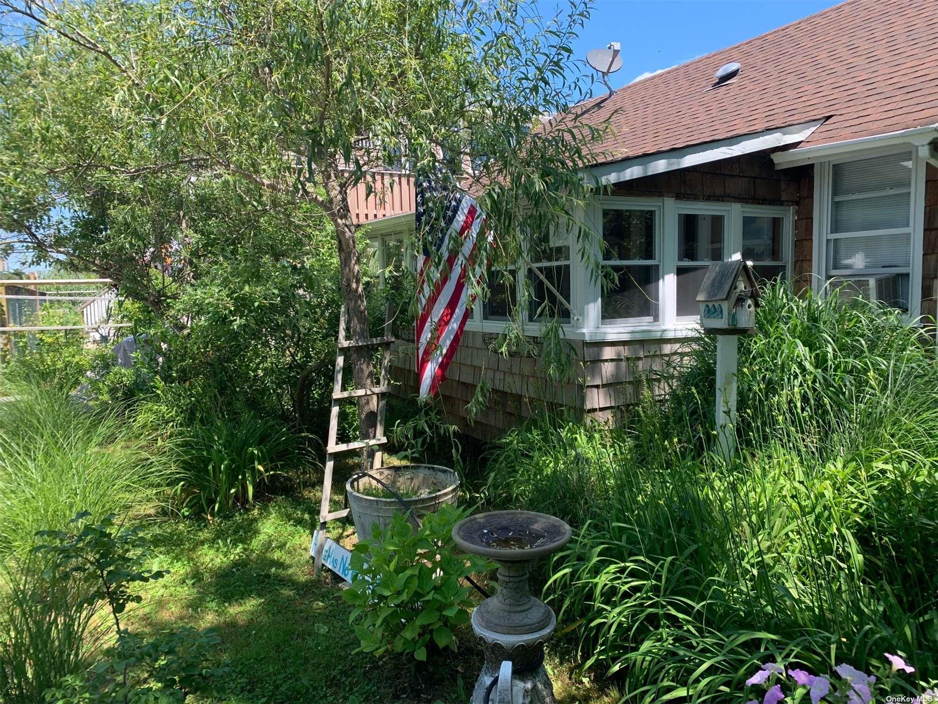 120 Bungalow Walk – For Rent