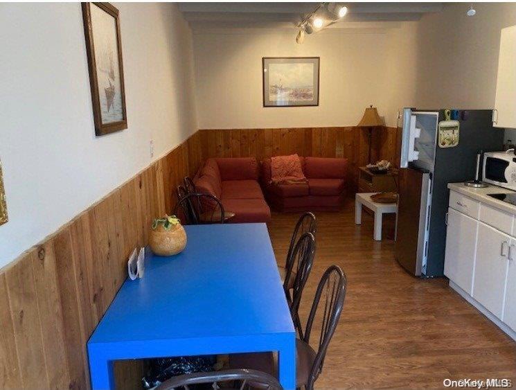 44 E Bayview Avenue – For Rent photo 4