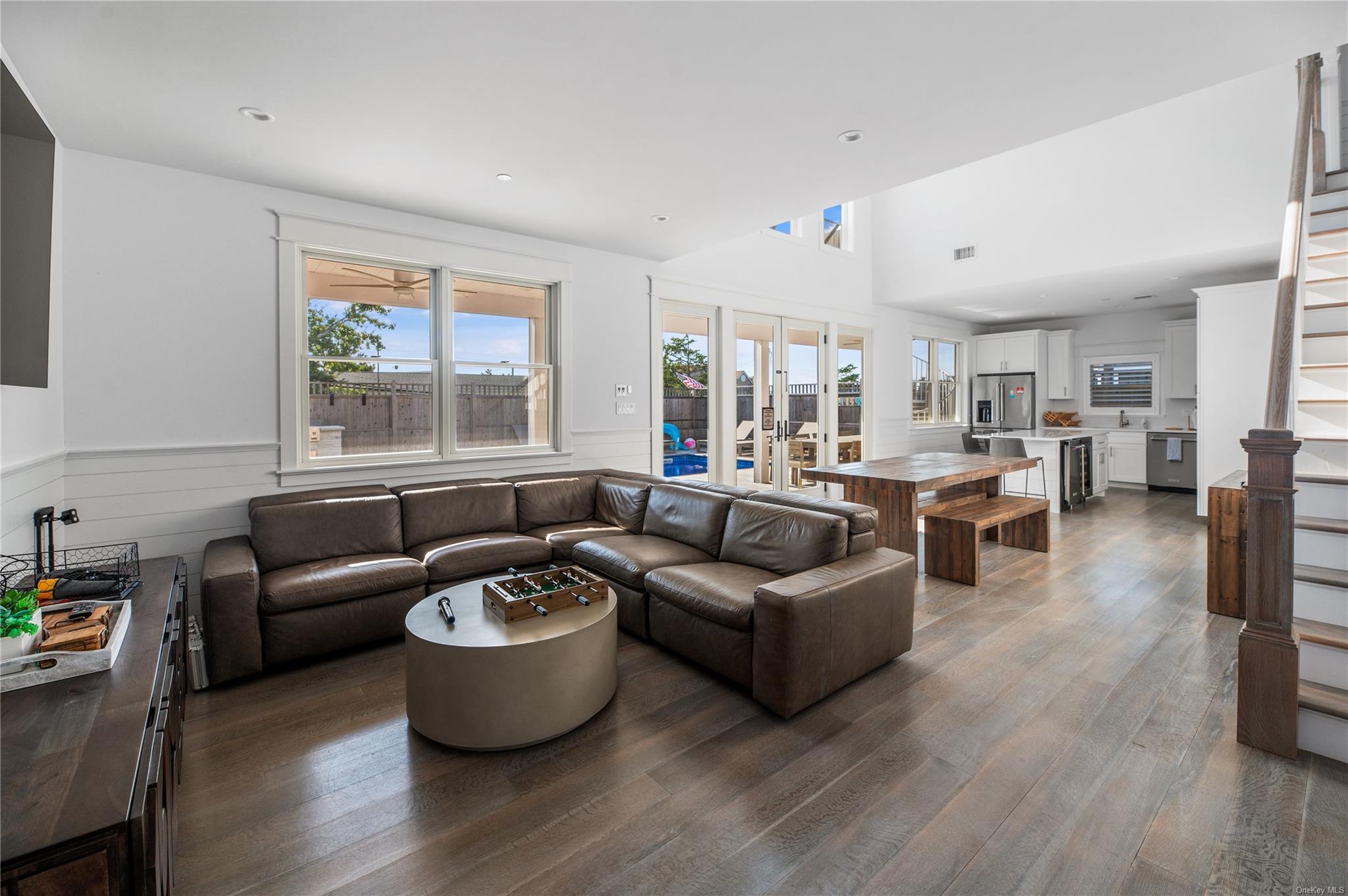 335 Surf Road – For Rent photo 2
