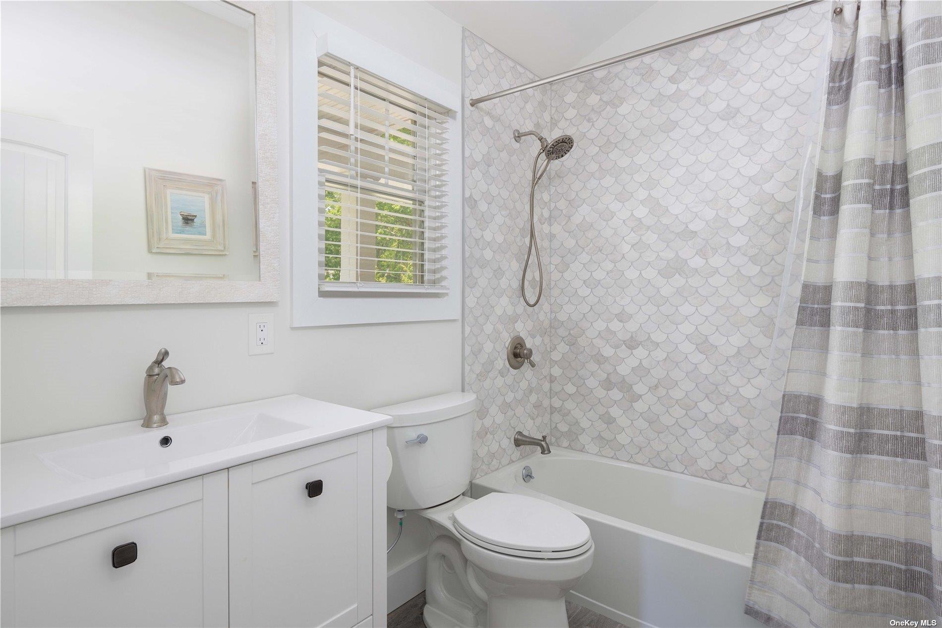935 Southern Cross Road – For Rent photo 12