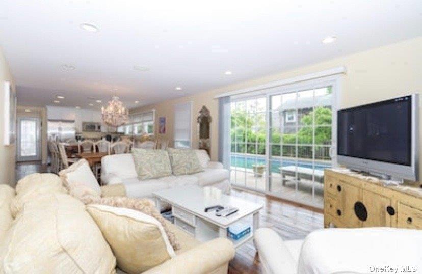 748 Ocean Breeze Walk – For Rent photo 2