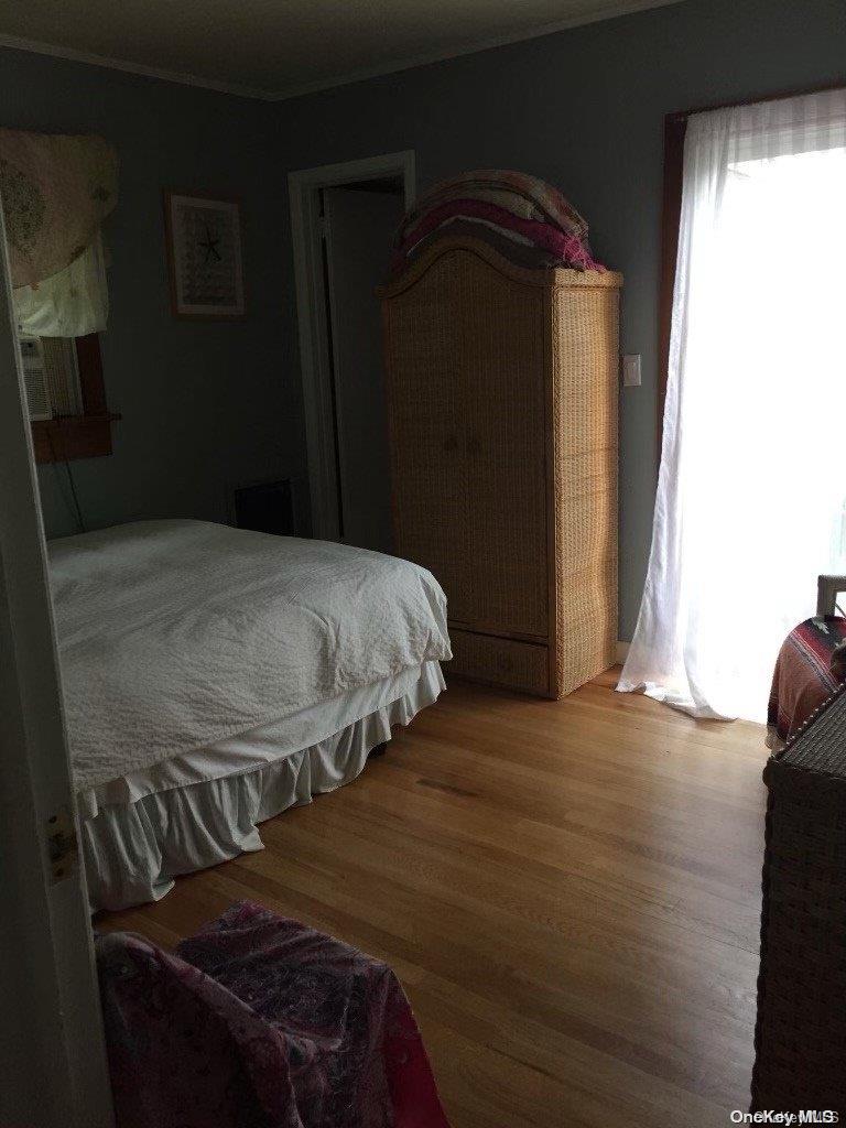 821 Evergreen – For Rent photo 6