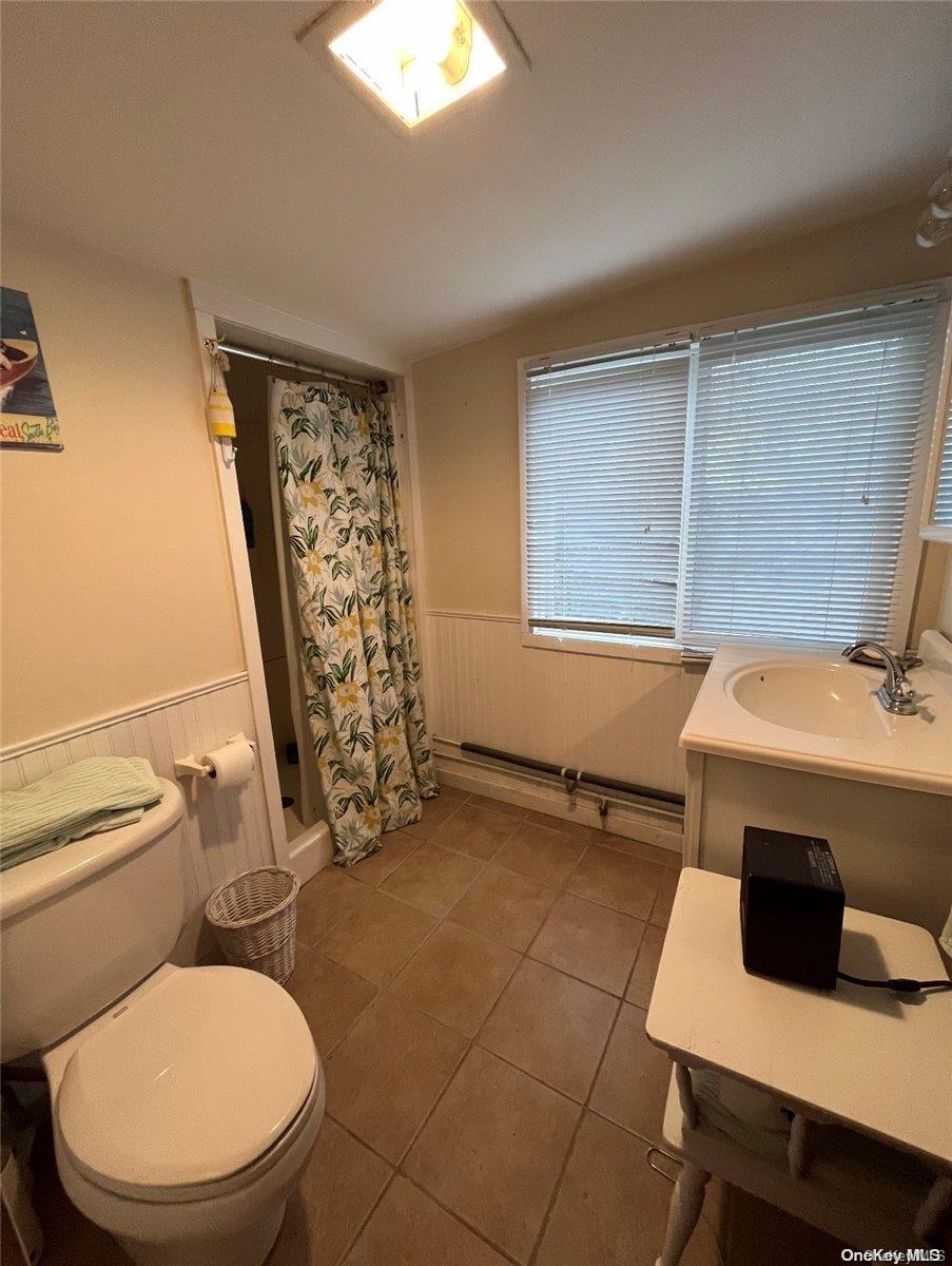 7 E End Walk – For Rent photo 9