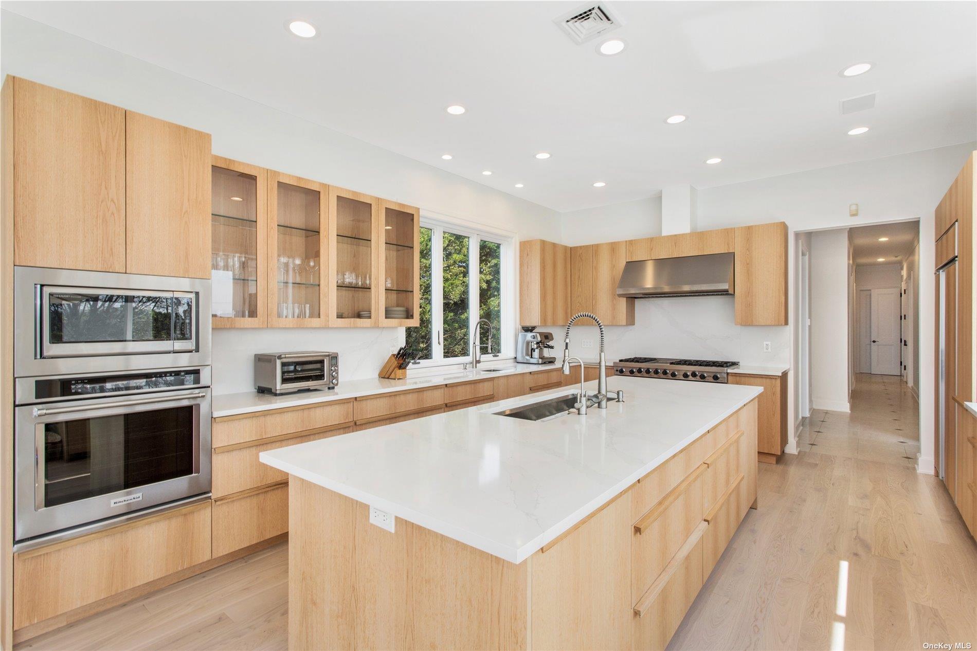 157 Dune Road – For Rent photo 10