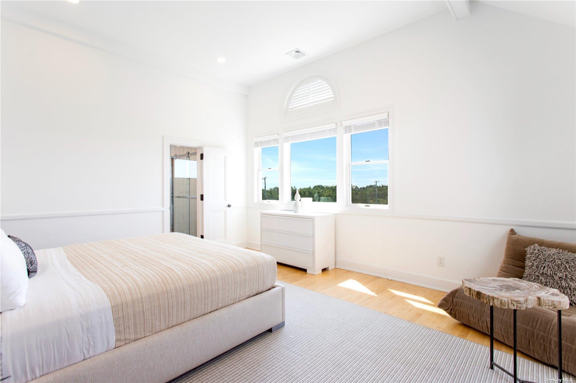 157 Dune Road – For Rent photo 29