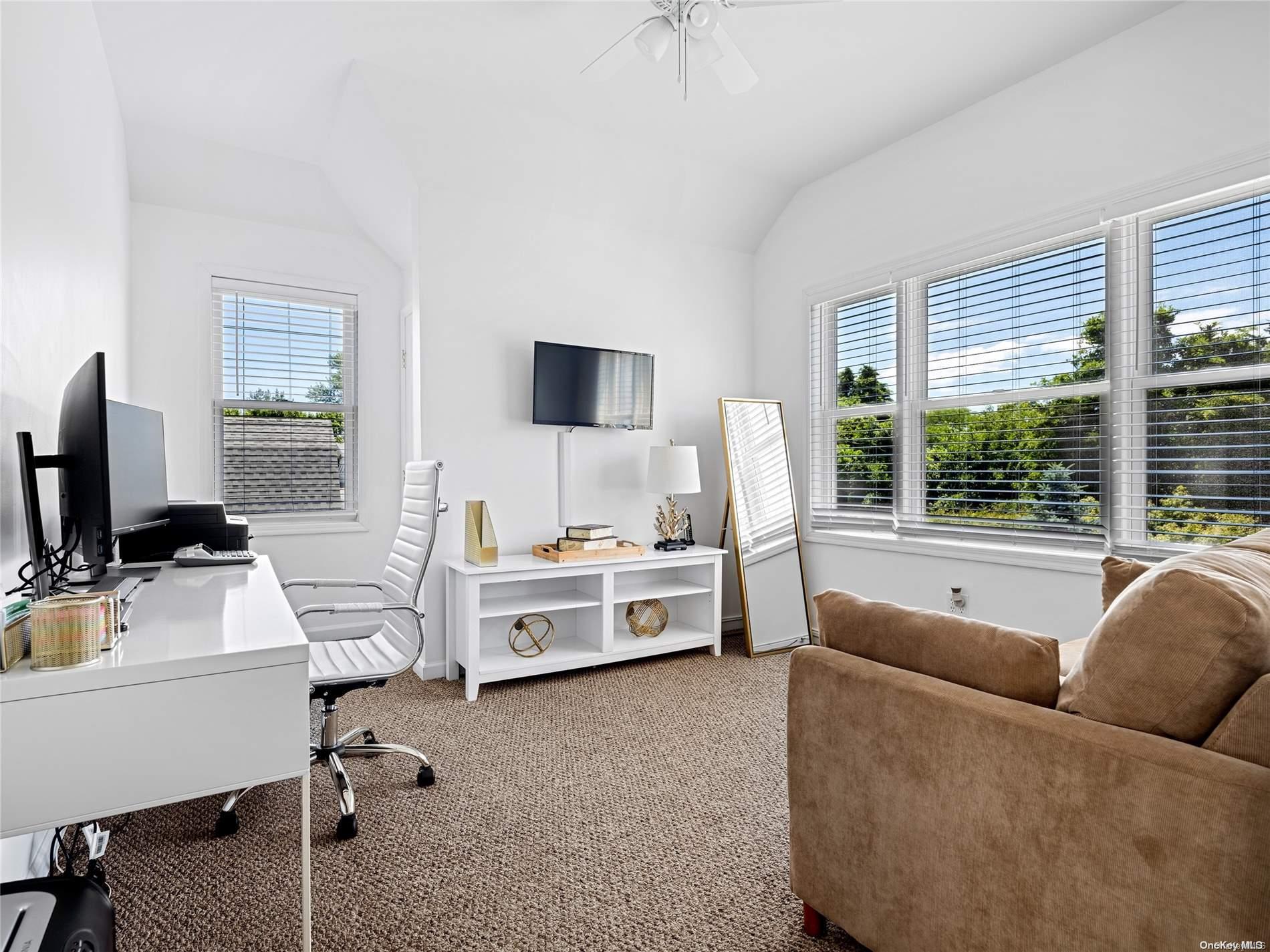 4 White Lane – For Rent photo 18