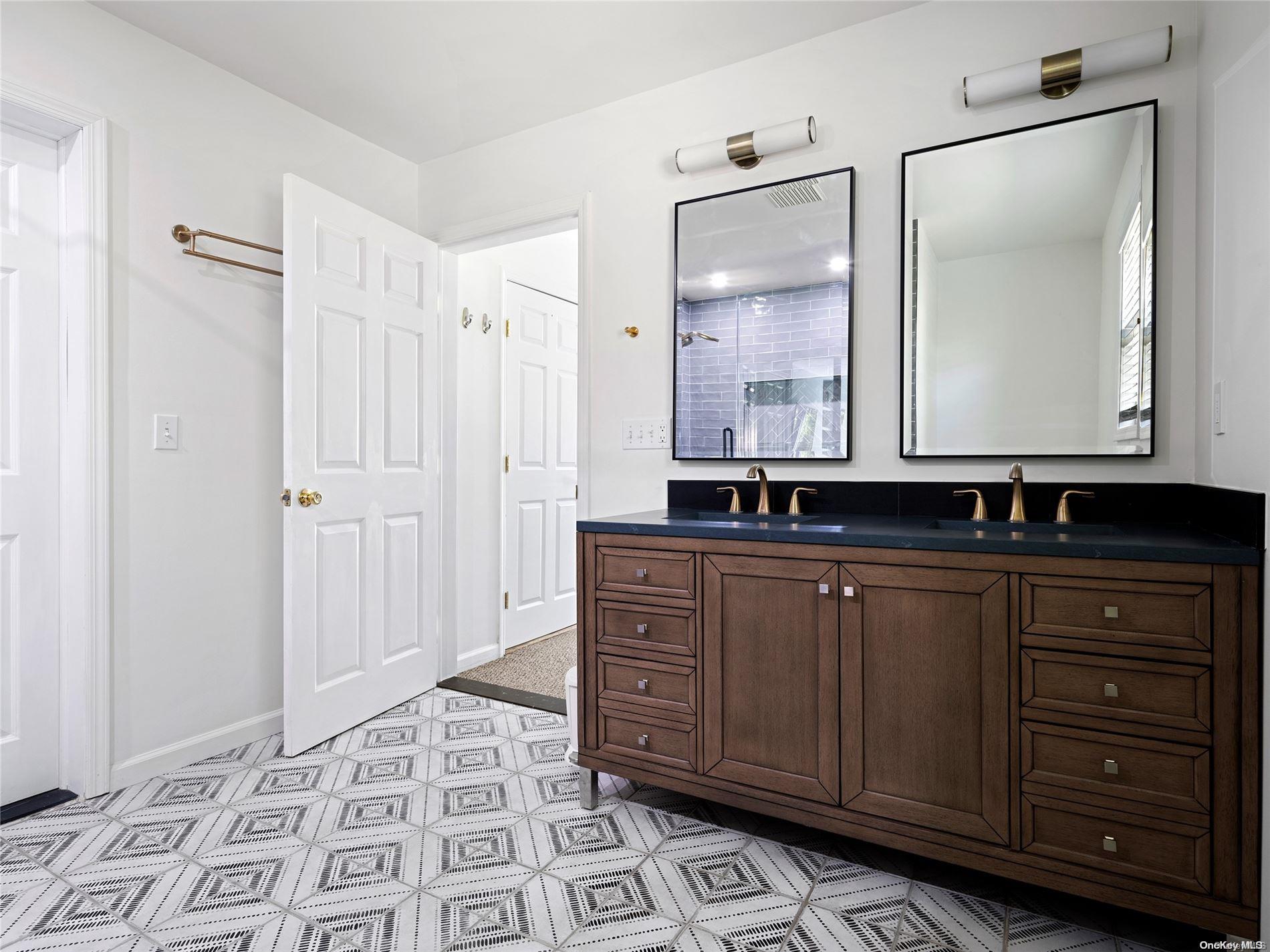4 White Lane – For Rent photo 7