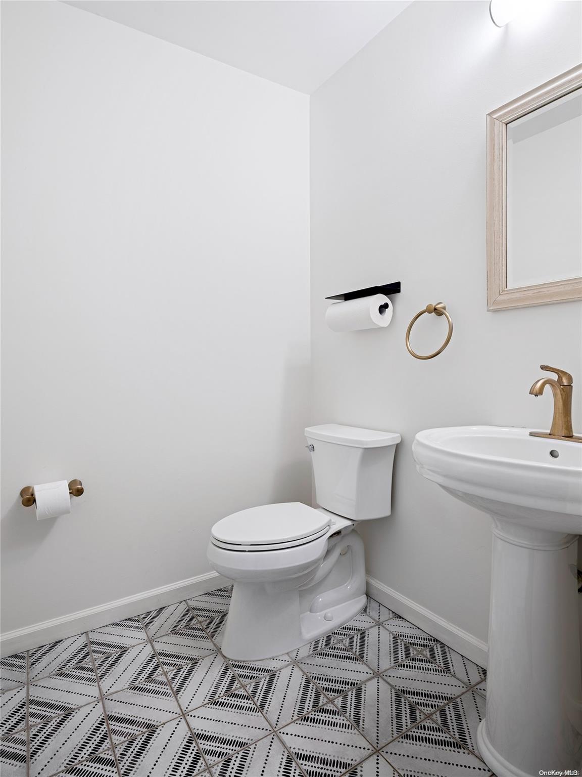 4 White Lane – For Rent photo 9