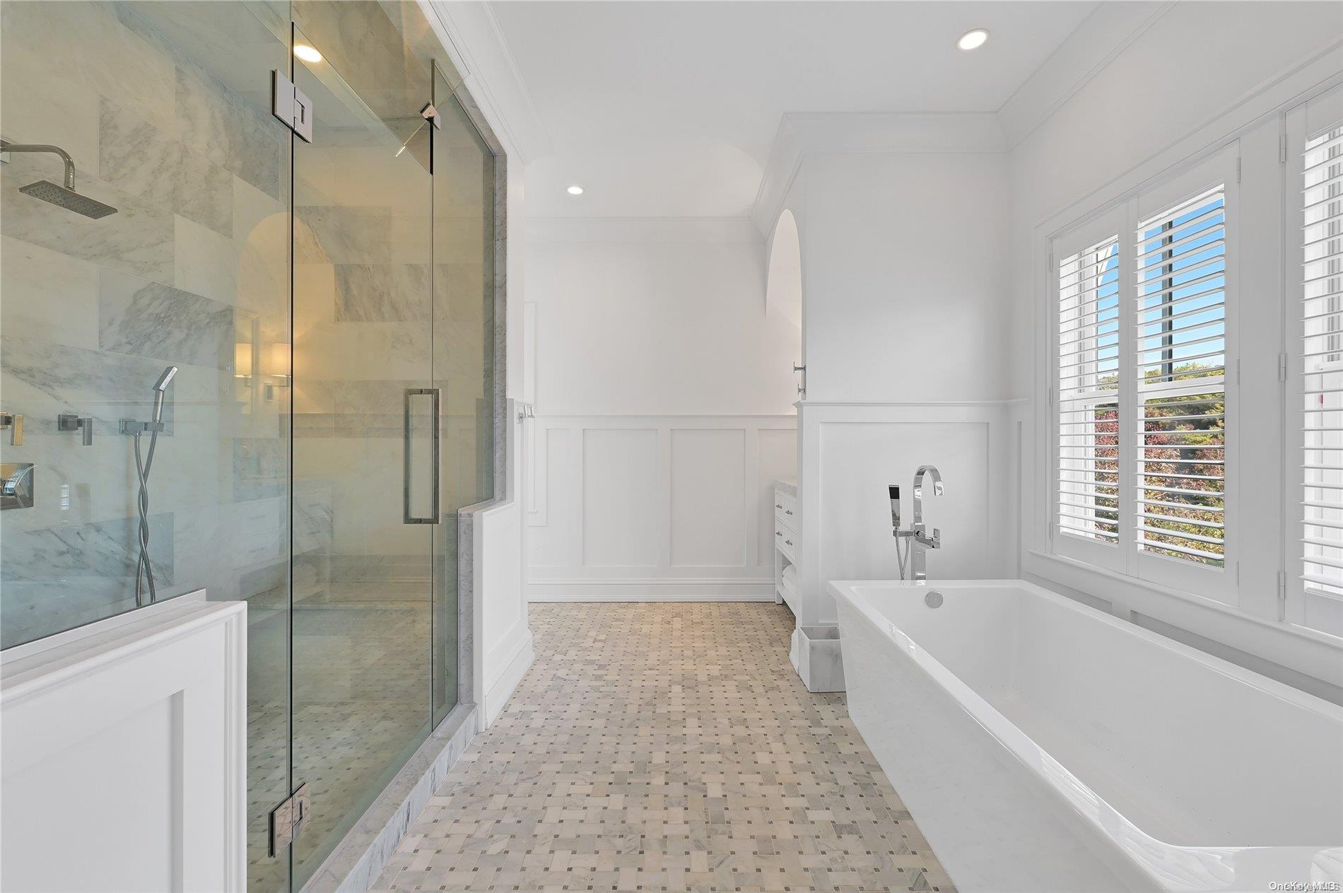 52 Quogue Street – For Rent photo 10