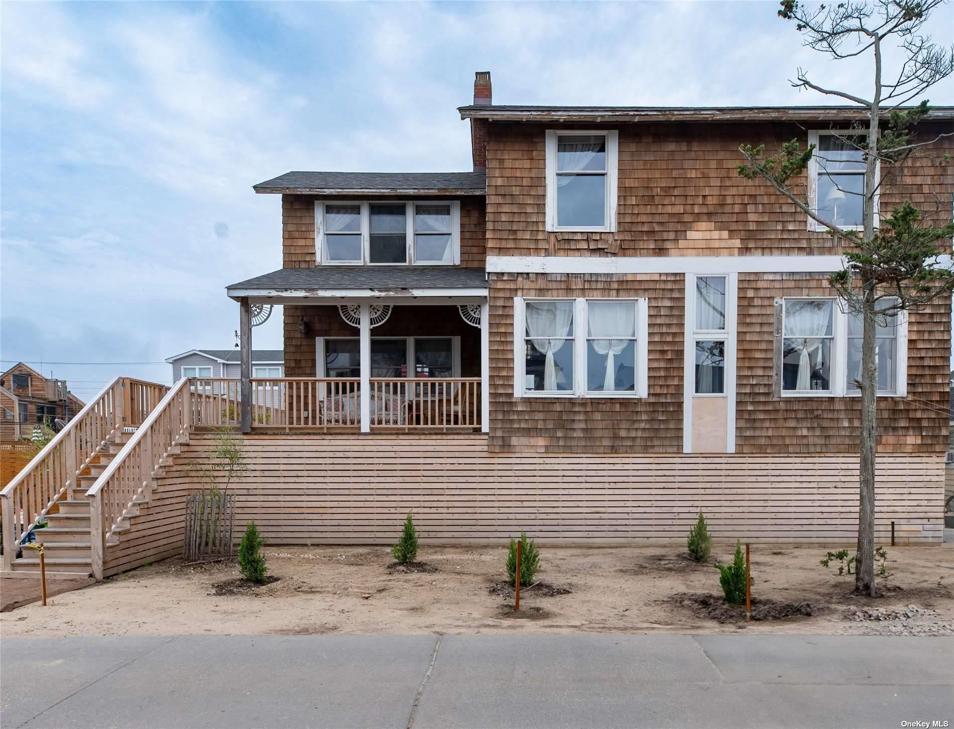 300 Cottage Walk – For Rent photo 2