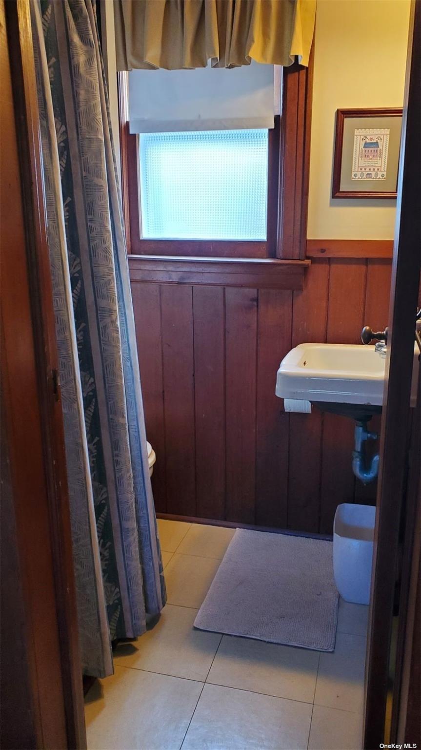 250 Cottage Walk – For Rent photo 18