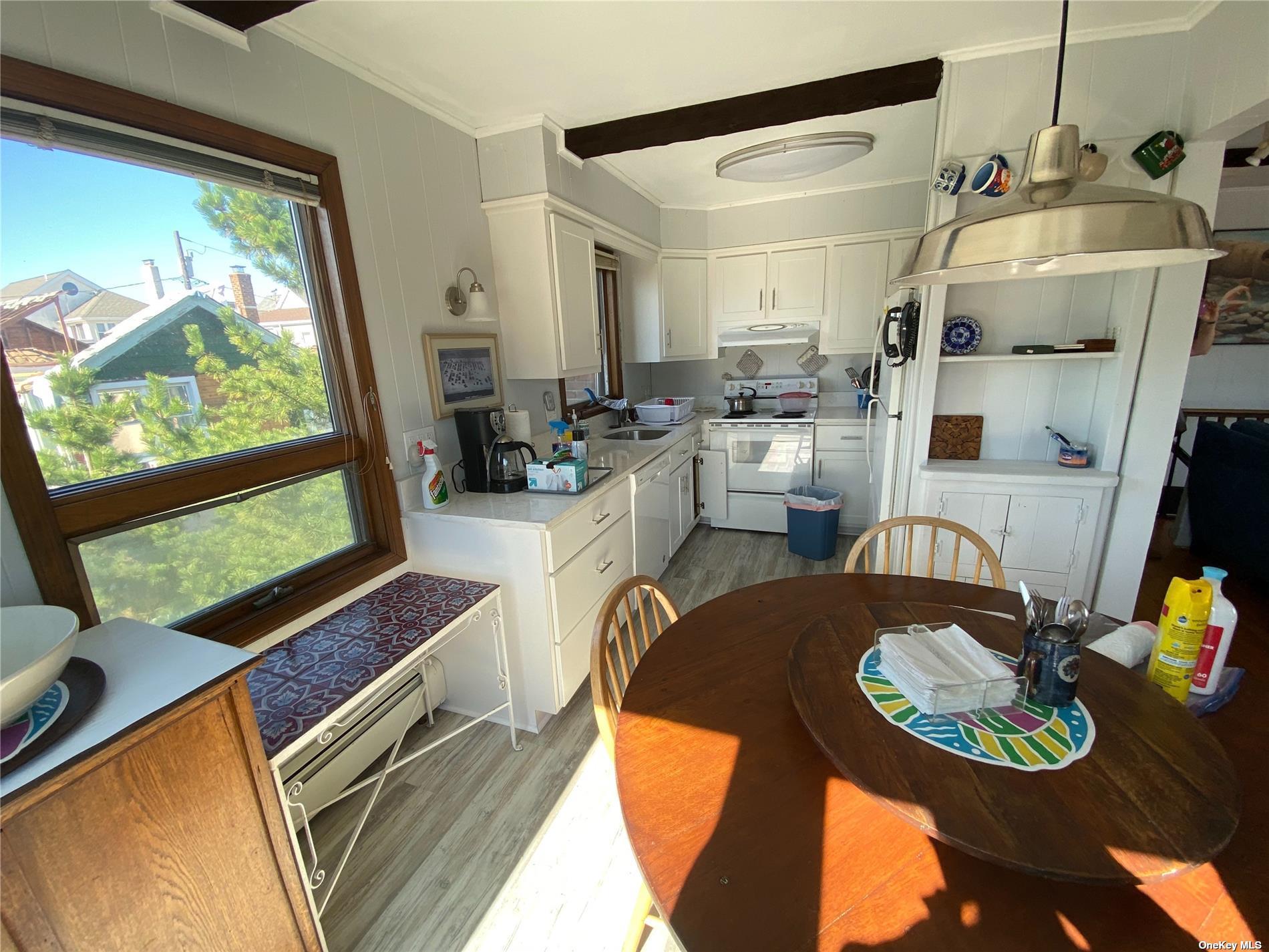 145 Inwood Avenue – For Rent photo 5