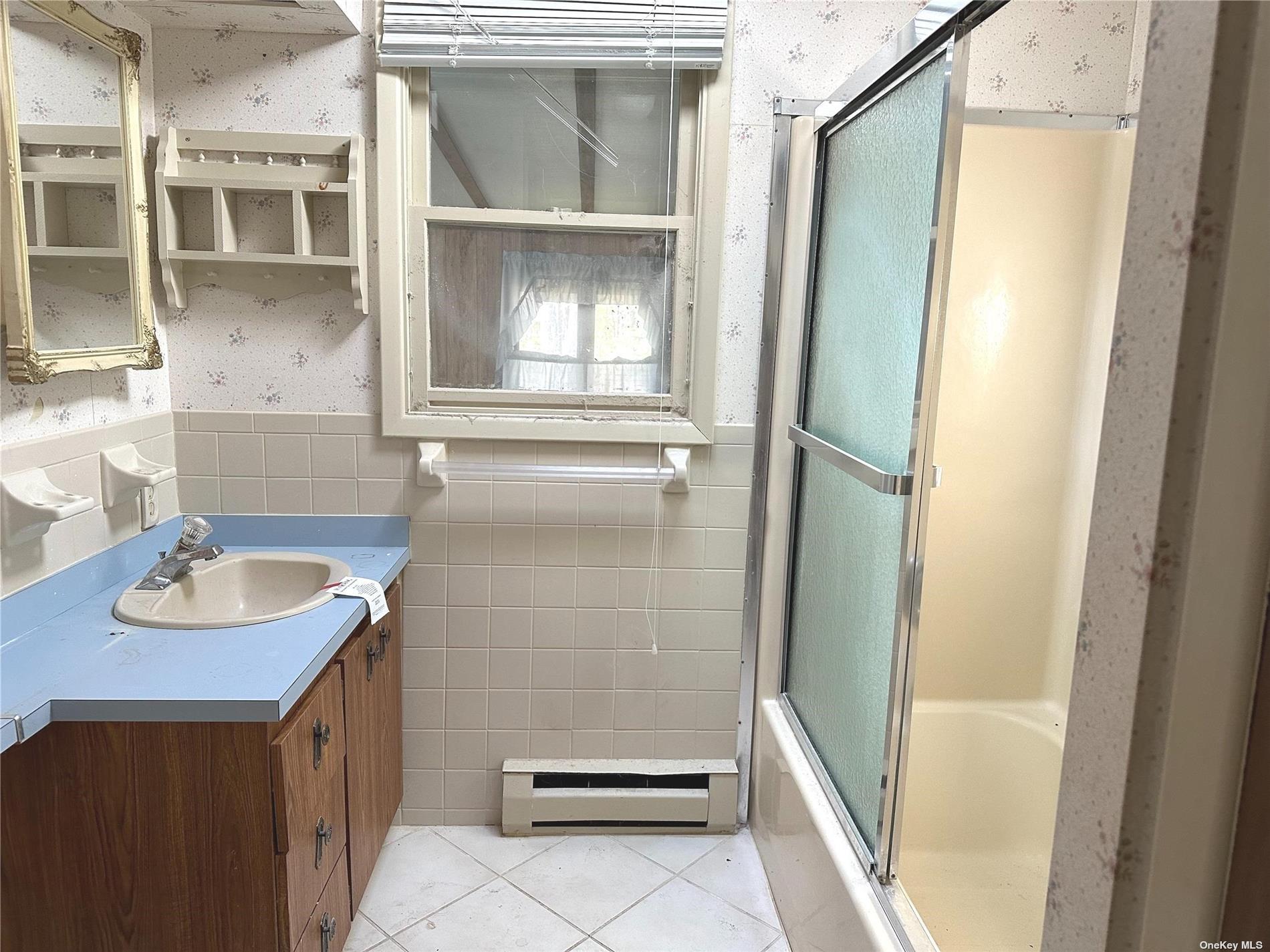 55 Village Circle, Unit 1 photo 8