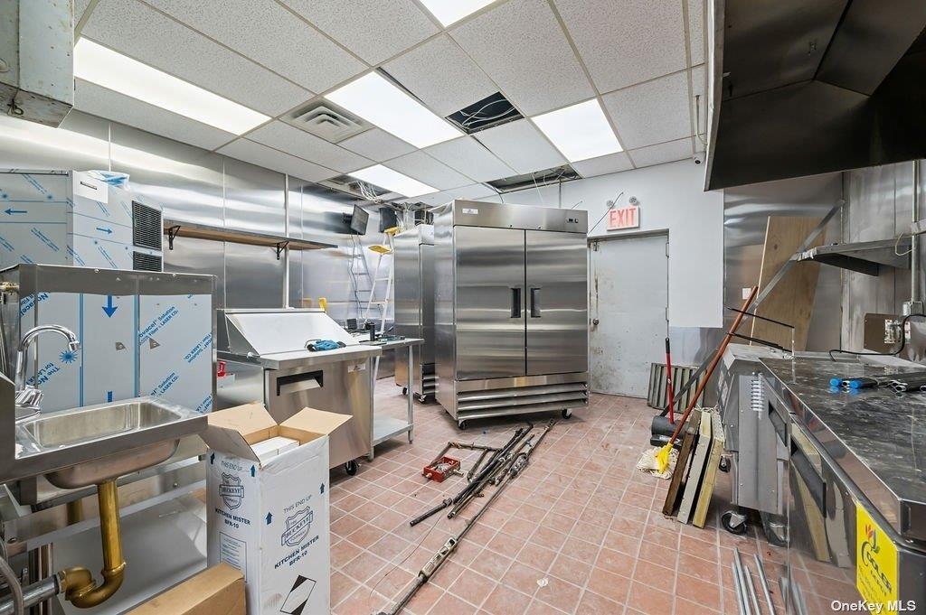 61-07 Utopia Parkway – For Sale photo 10