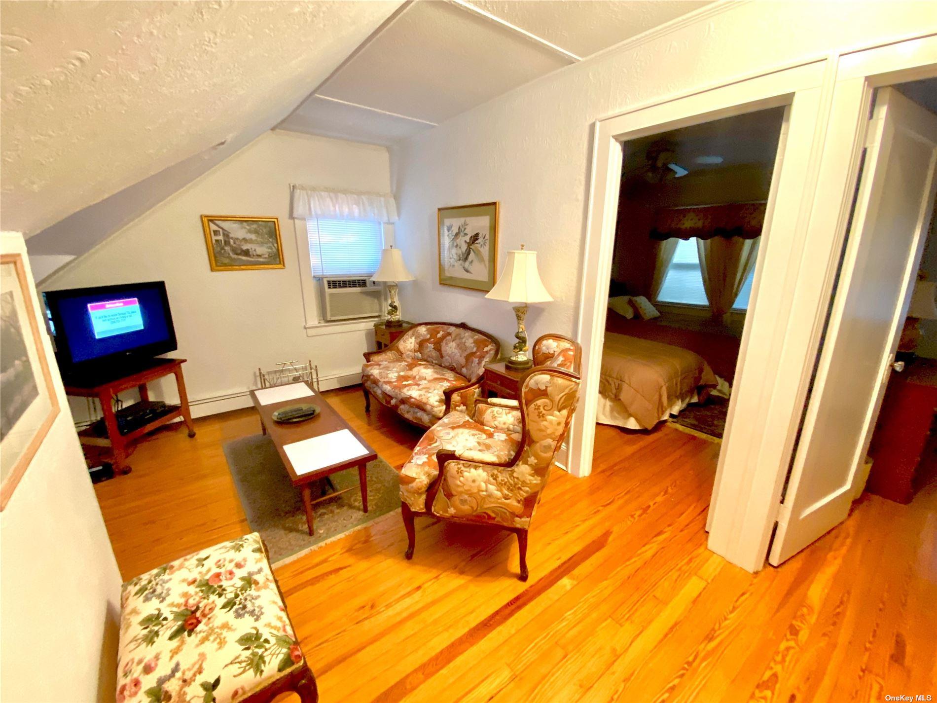 111 Inwood – For Rent photo 7