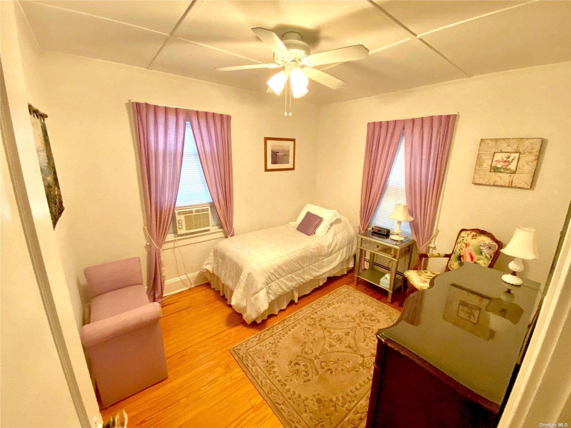 111 Inwood – For Rent photo 6