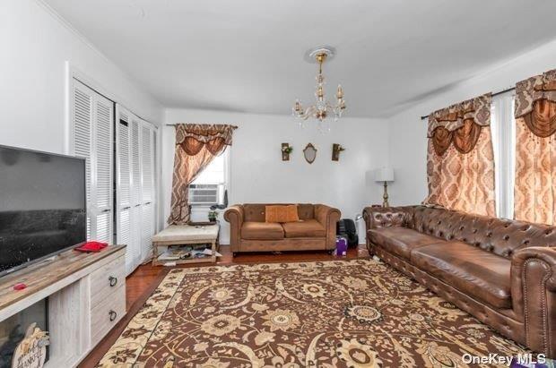 85-38 Homelawn Street – For Sale photo 2