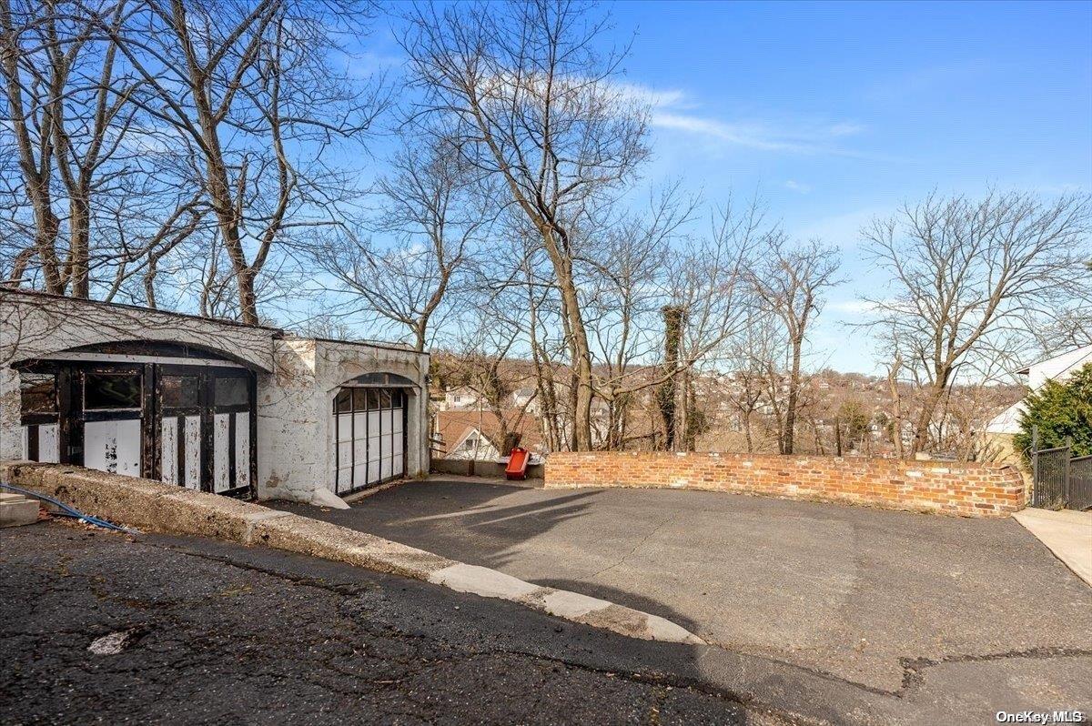 45 East Loop Road – For Sale photo 31