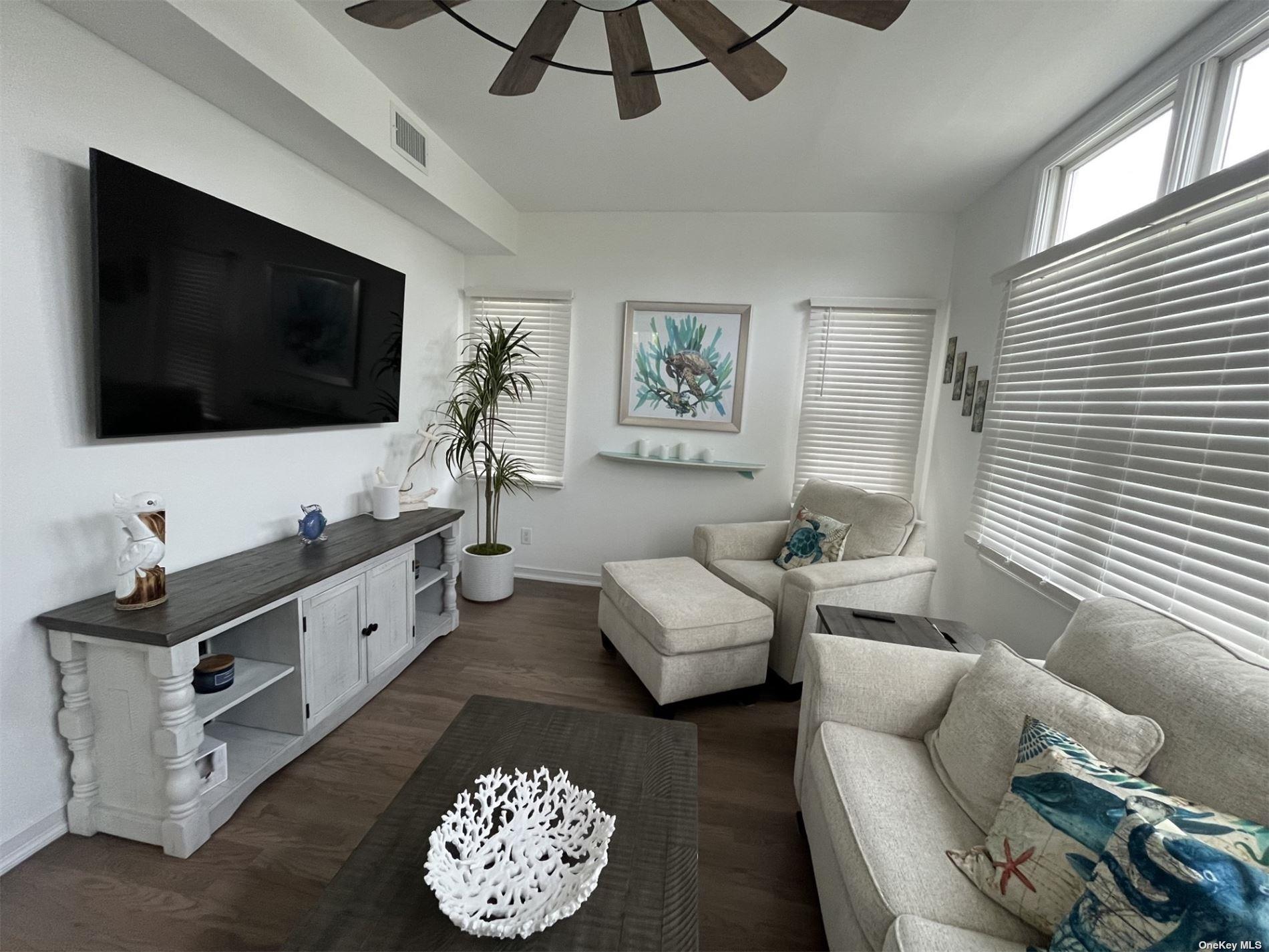 24 Bungalow Walk – For Rent photo 4