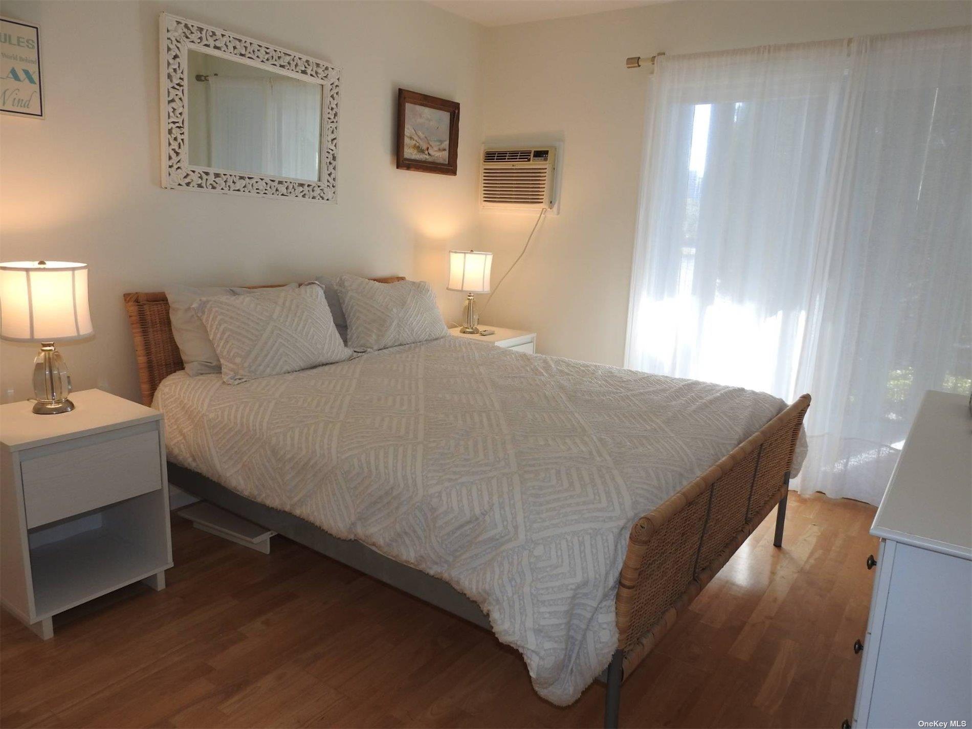 274 Dune Road, Unit 6 photo 7