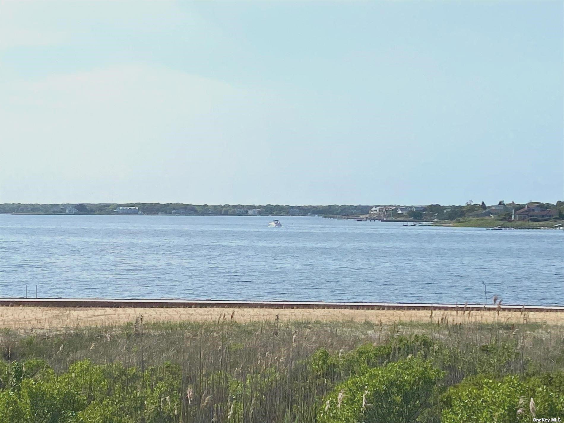 274 Dune Road, Unit 6