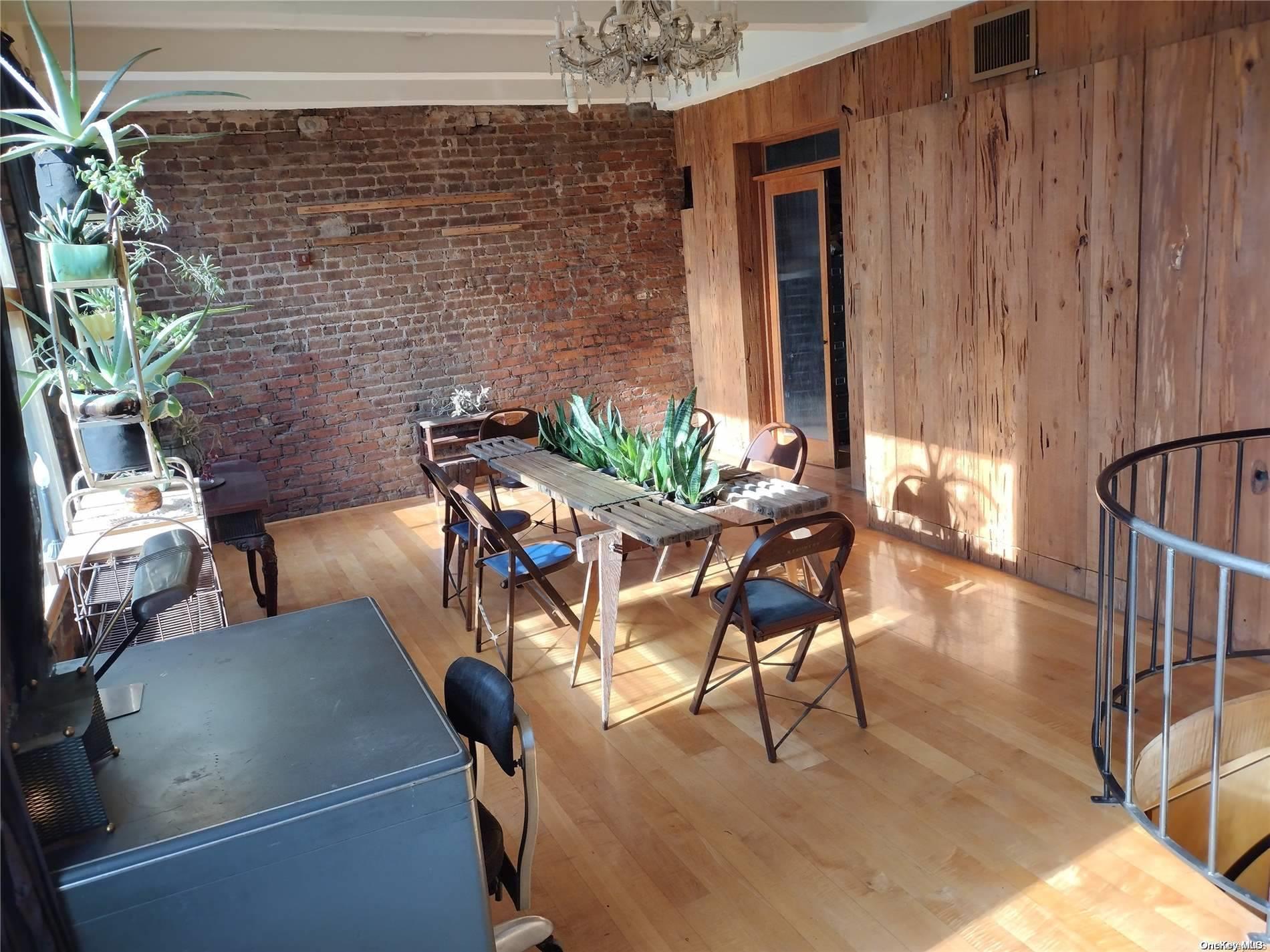 71 Montrose Avenue – For Sale photo 20