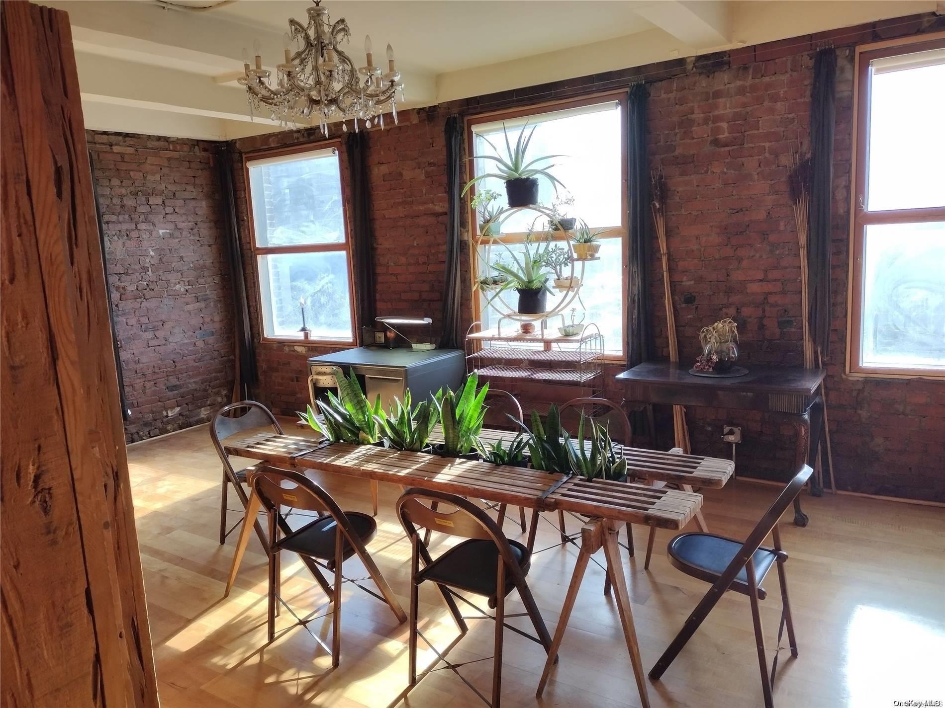 71 Montrose Avenue – For Sale photo 21