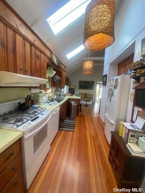 970 Surfview Walk – For Rent photo 6