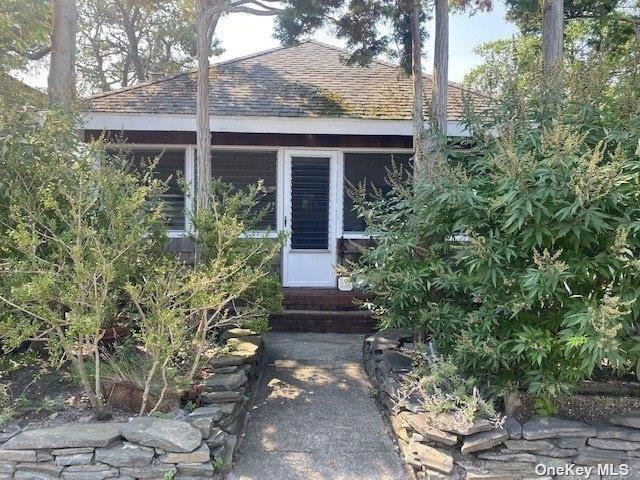 970 Surfview Walk – For Rent