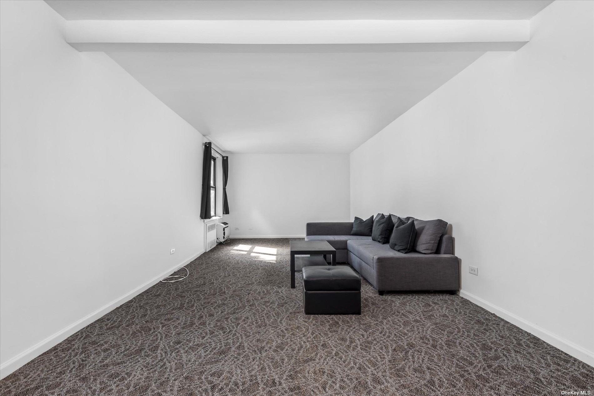 65-15 38th Avenue, Unit 5R photo 2