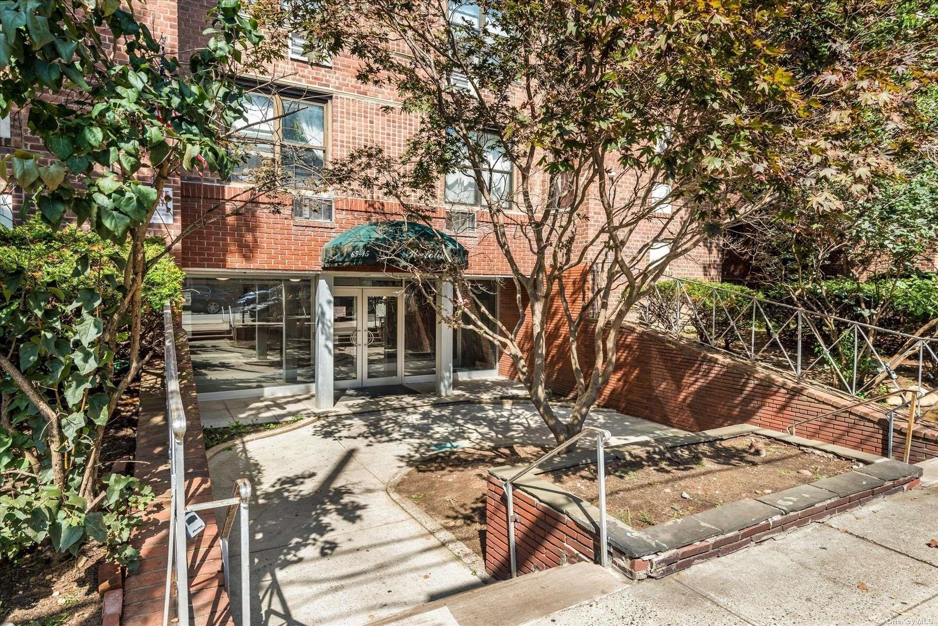 65-15 38th Avenue, Unit 5R photo 9