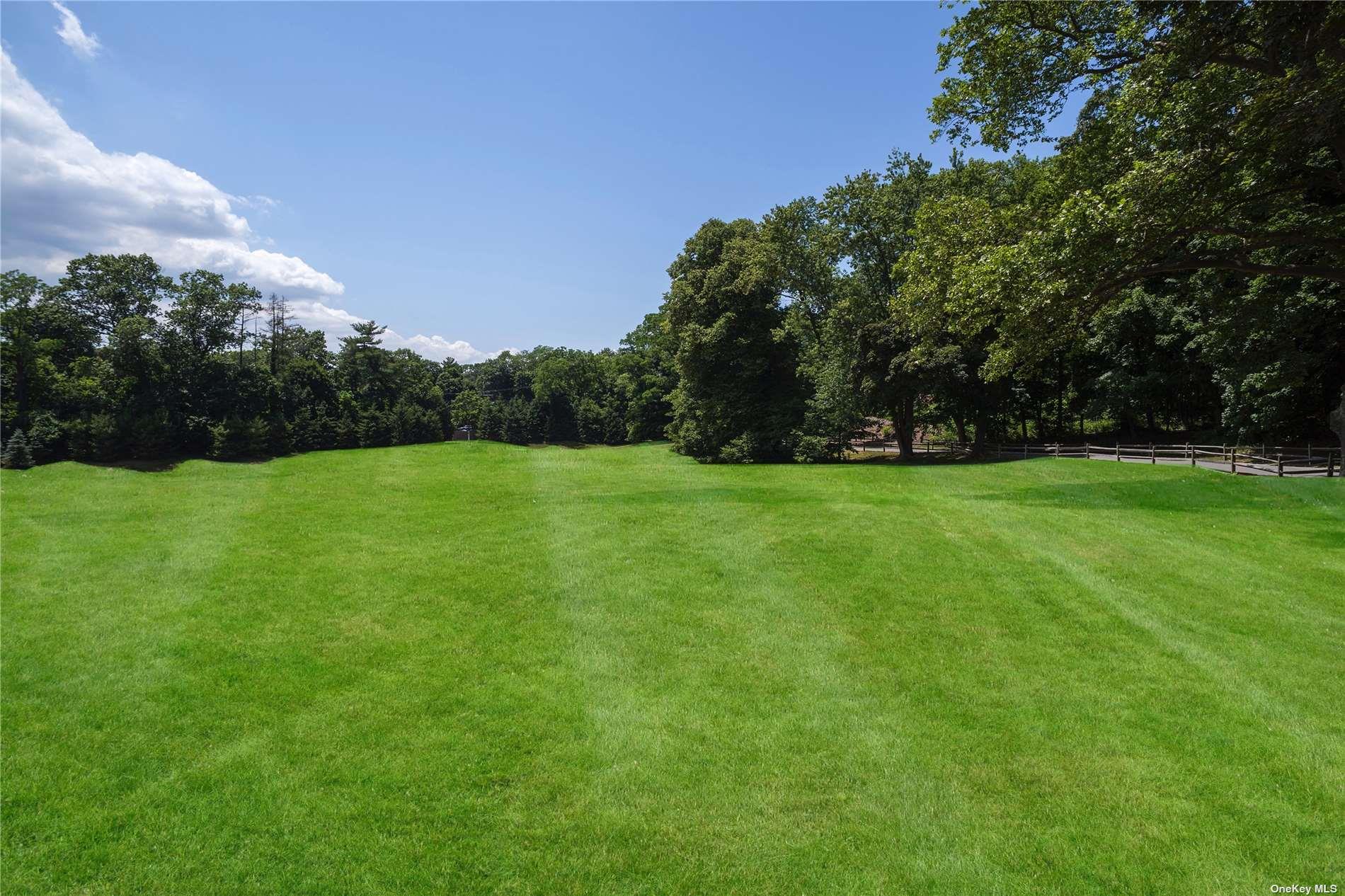8 Stable Lane – For Sale photo 2